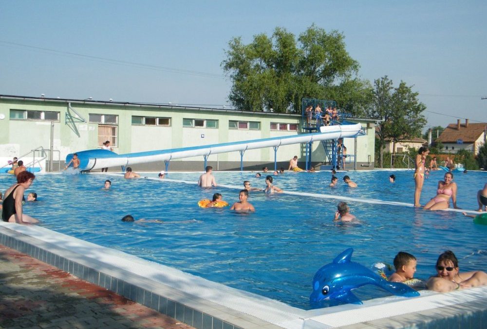 Dévaványa Város Önkormányzata Strandfürdő és Gyógyászat, Ifjúsági tábor 